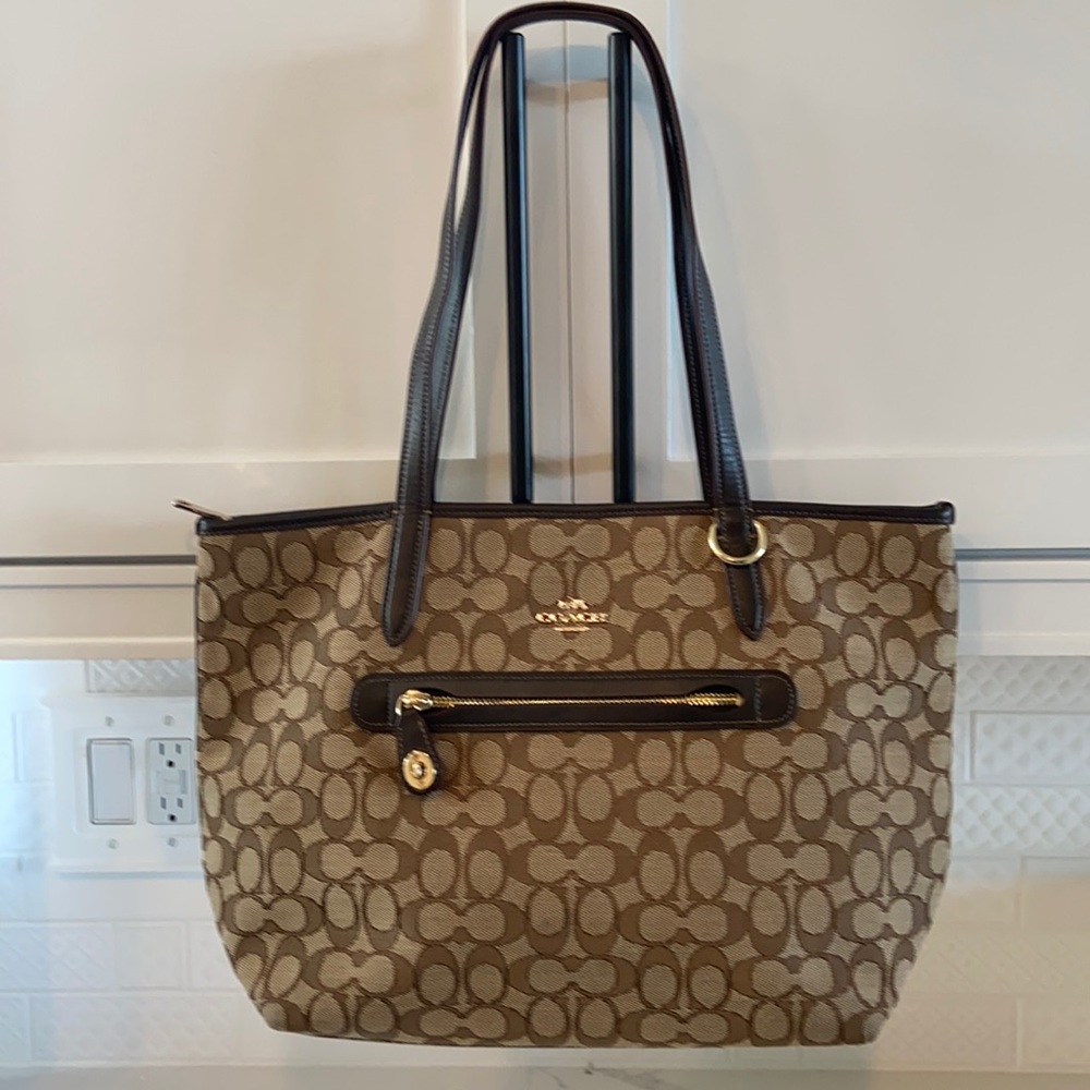 New COACH Handbag- brown jacquard & leather